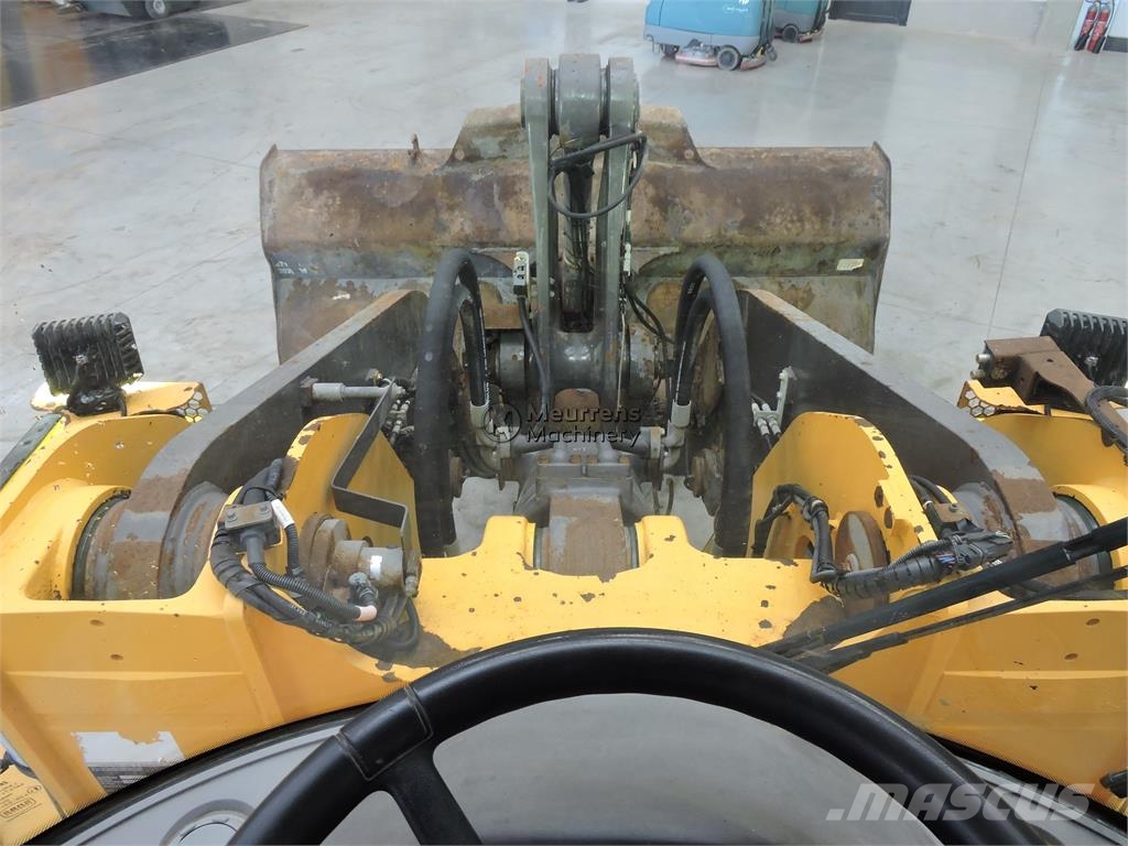 Volvo L180H CDC Kolesni nakladalci