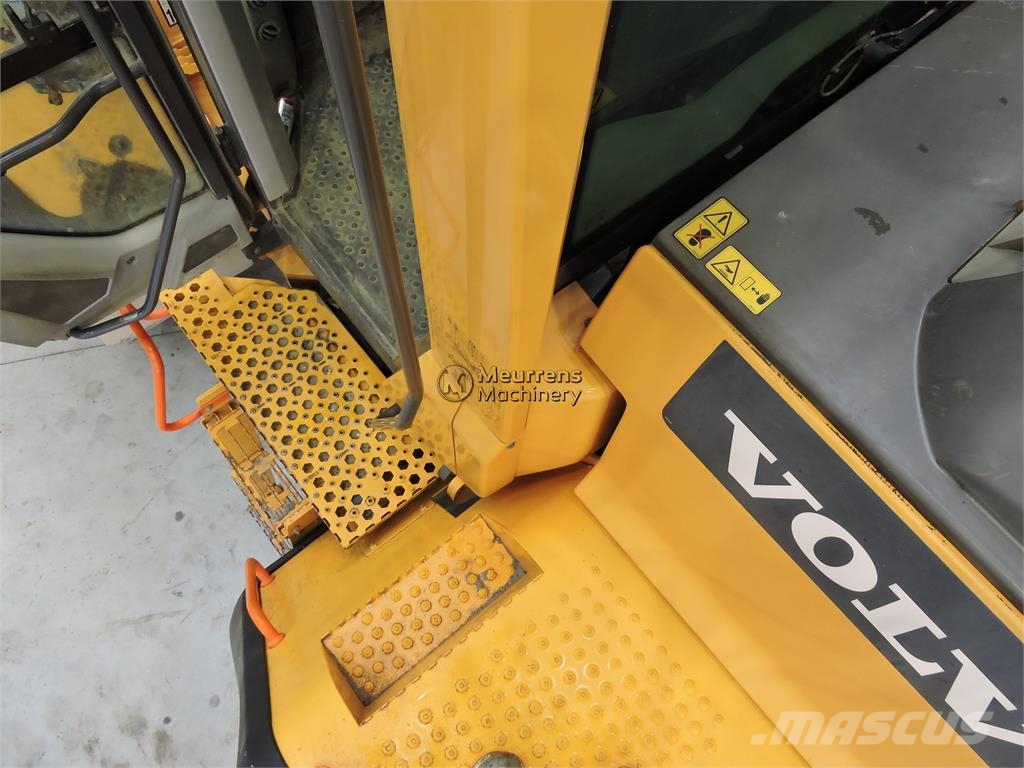 Volvo L180H German Machine Kolesni nakladalci