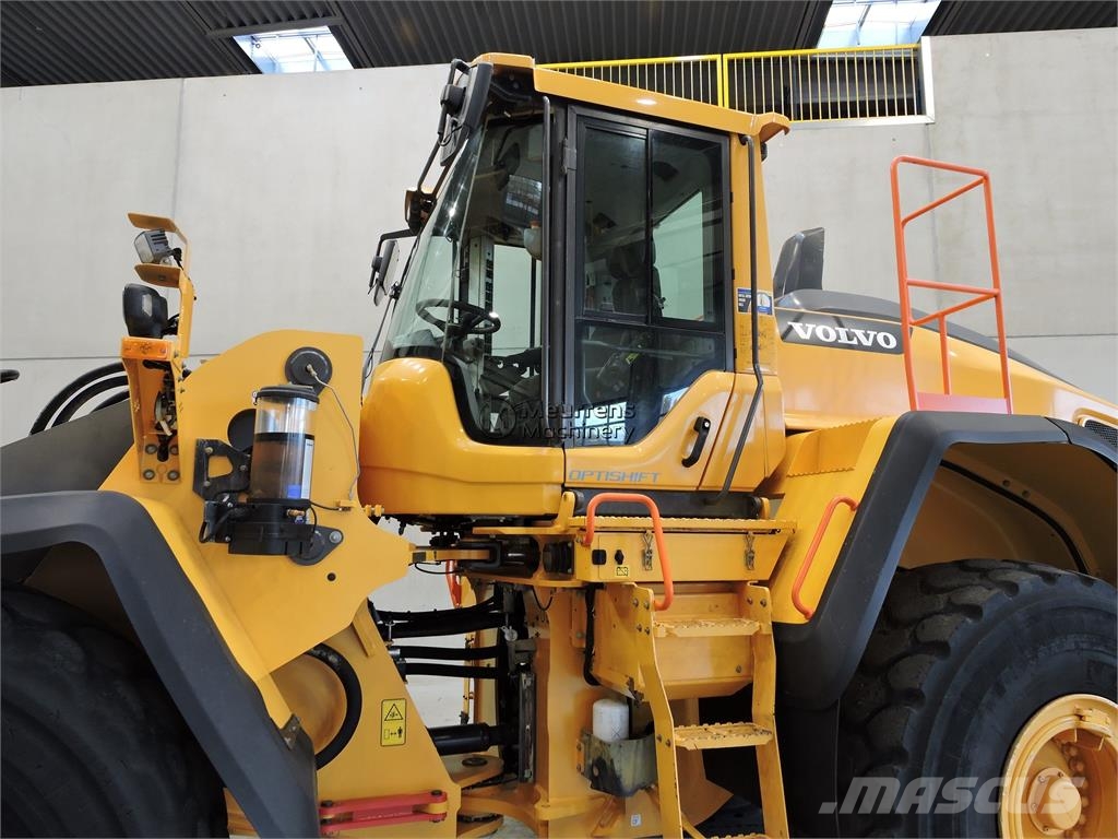 Volvo L180H New Bucket Wheel loaders