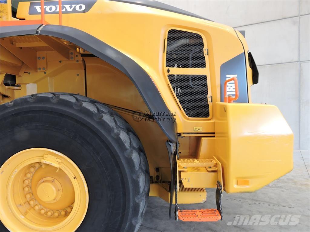 Volvo L180H New Bucket Wheel loaders