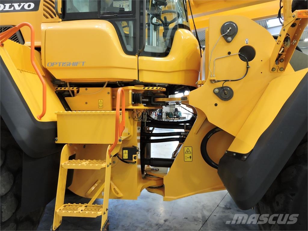 Volvo L180H New Bucket Wheel loaders