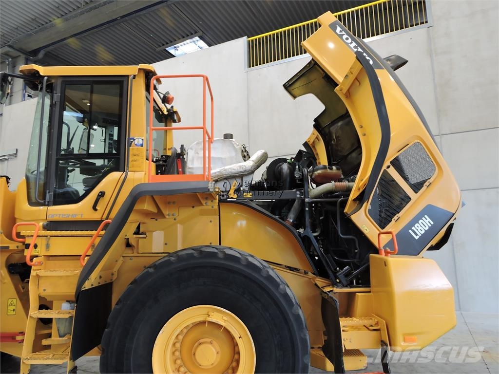 Volvo L180H New Bucket Wheel loaders