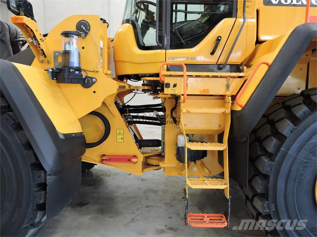 Volvo L180H New Tyre+Bucket Wheel loaders