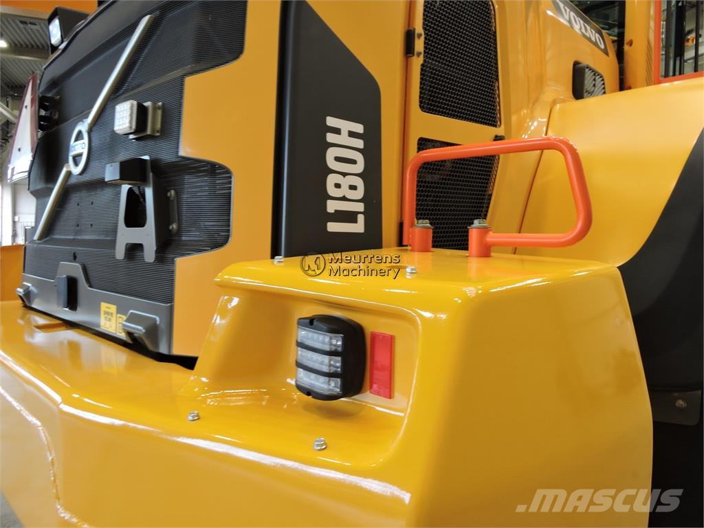 Volvo L180H New Tyre+Bucket Wheel loaders