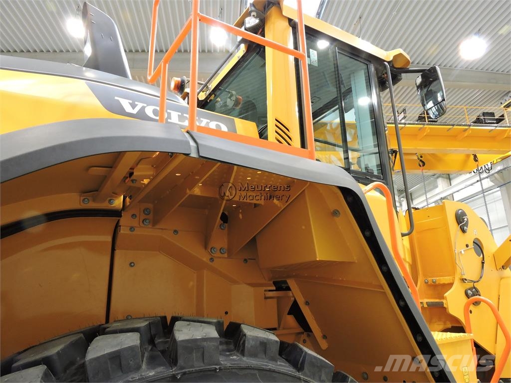Volvo L180H New Tyre+Bucket Wheel loaders