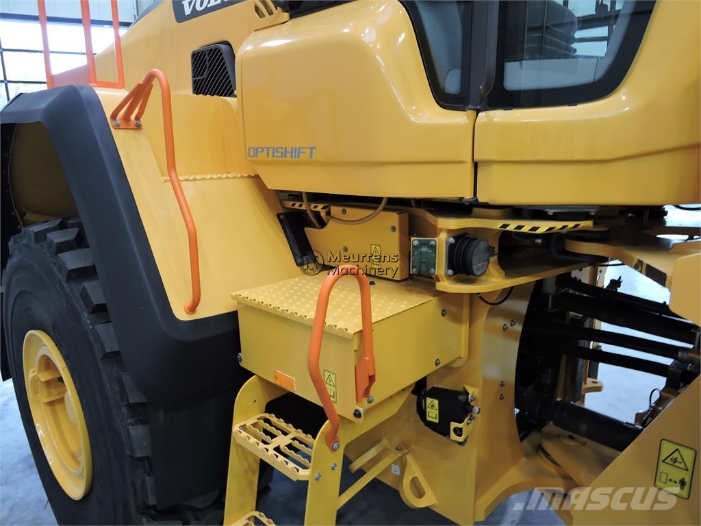 Volvo L180H New Tyre+Bucket Wheel loaders