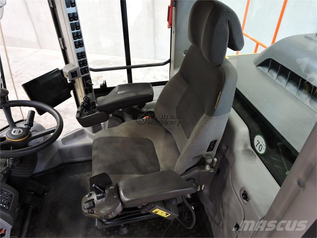 Volvo L180H New Tyre+Bucket Wheel loaders