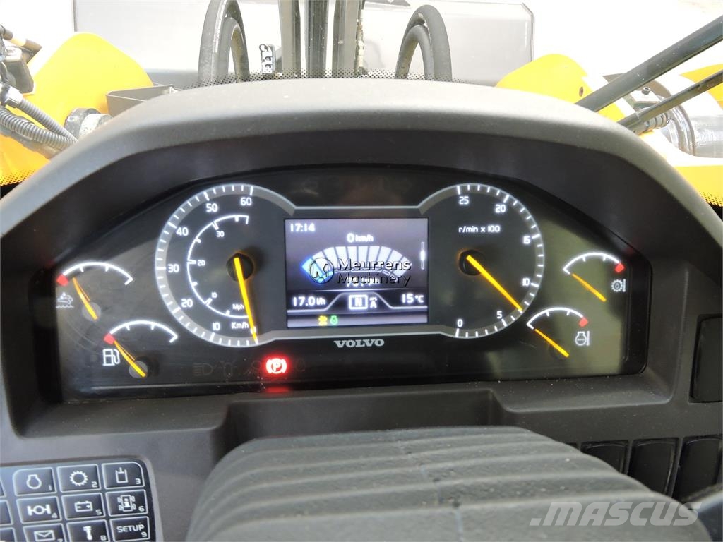 Volvo L180H New Tyre+Bucket Wheel loaders