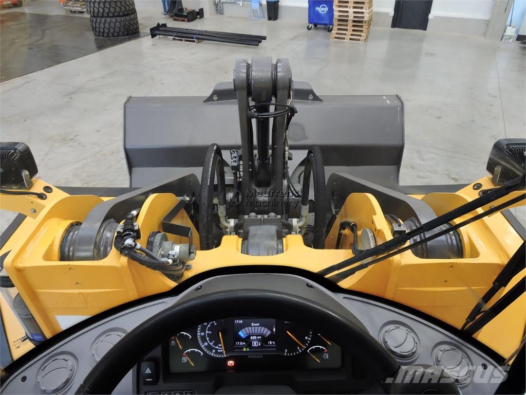 Volvo L180H New Tyre+Bucket Wheel loaders