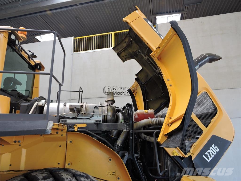 Volvo L220G Rataslaadurid