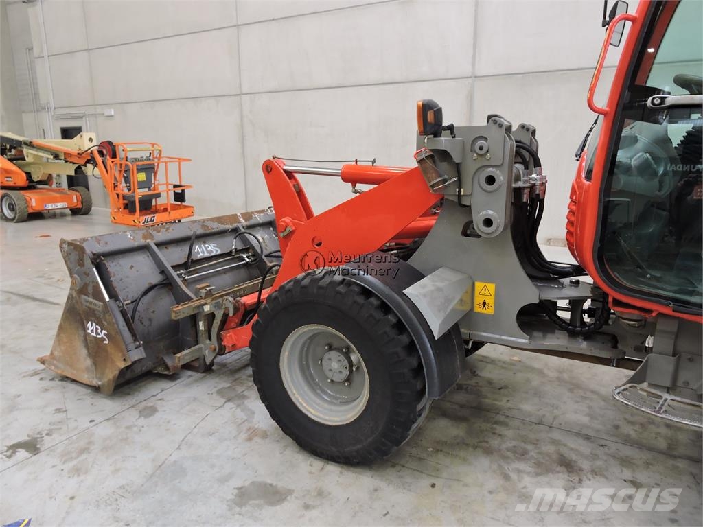 Volvo L25 F + Fork لوادر بعجل