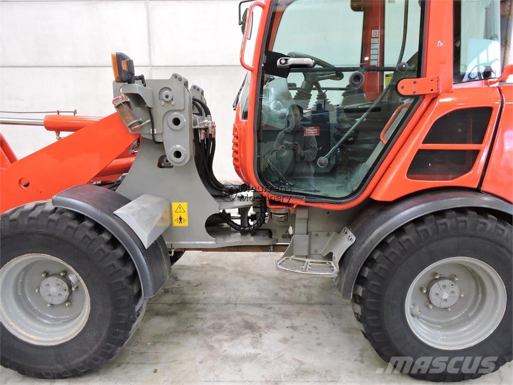 Volvo L25 F + Fork لوادر بعجل