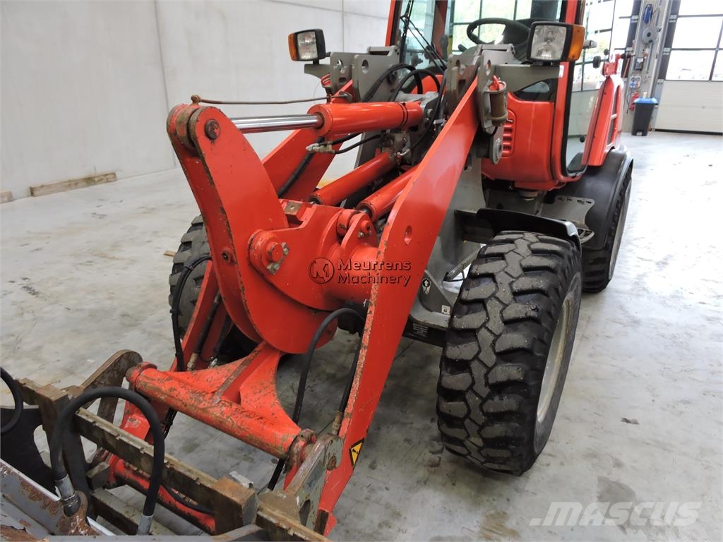 Volvo L25 F + Fork لوادر بعجل