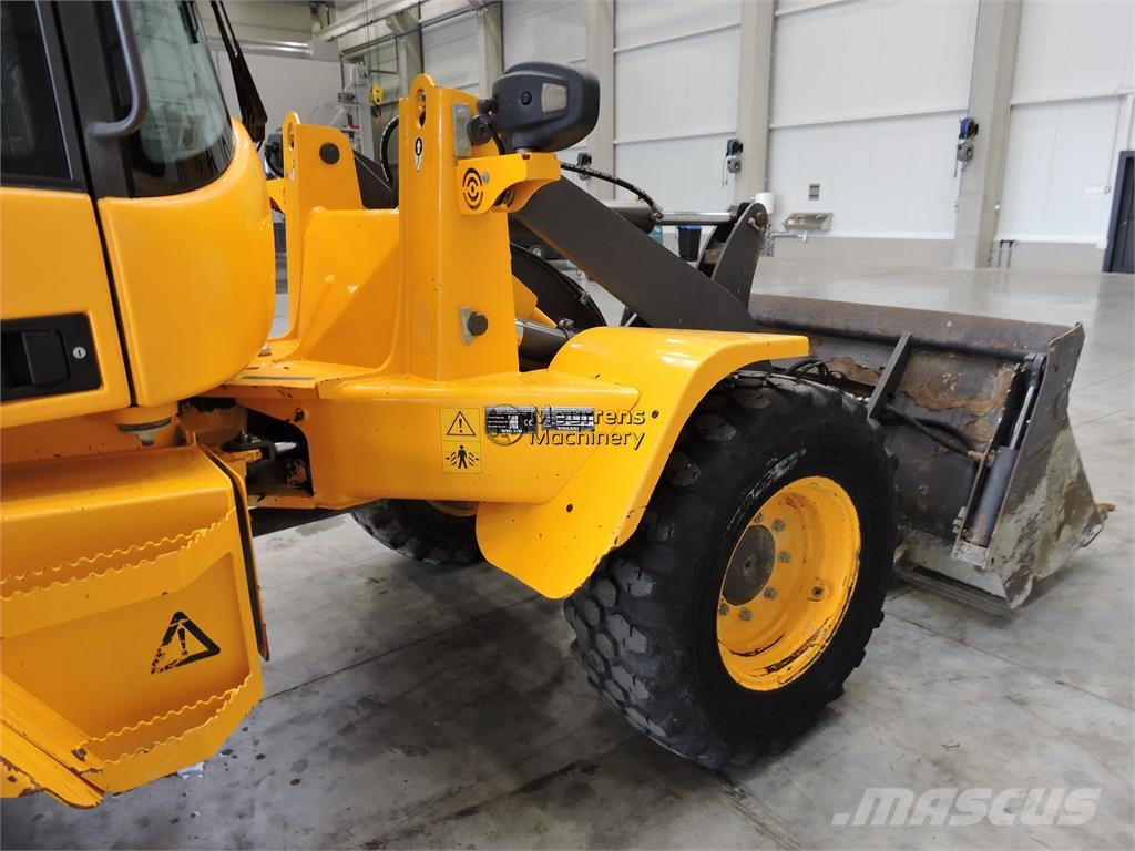 Volvo L30G + Fork Kolesni nakladalci