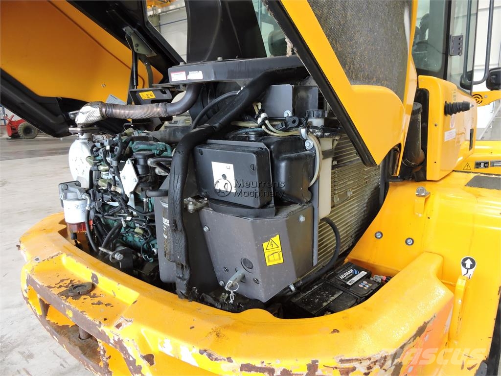 Volvo L30G + Fork Kolesni nakladalci
