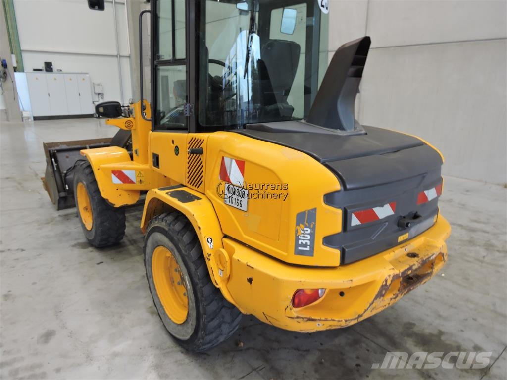 Volvo L30G + FORK Radlader