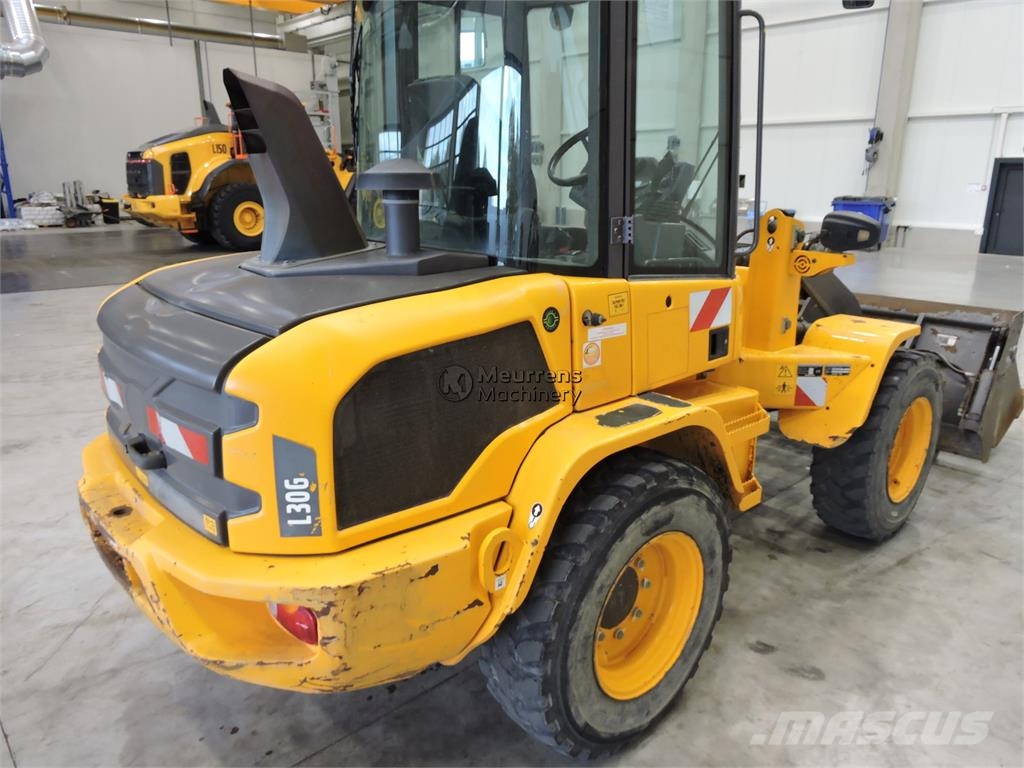 Volvo L30G + FORK Radlader