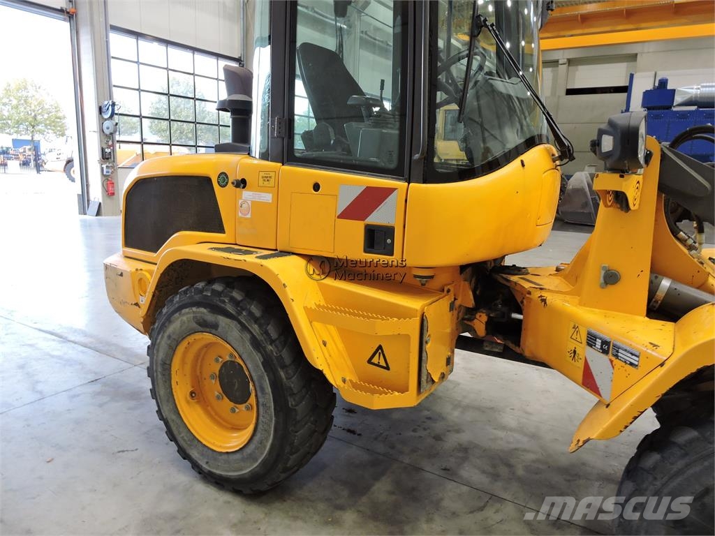 Volvo L30G + FORK Radlader
