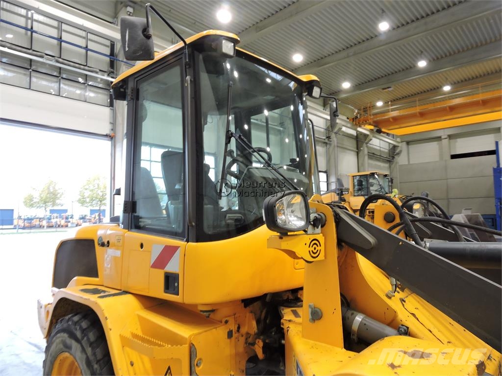 Volvo L30G + FORK Radlader