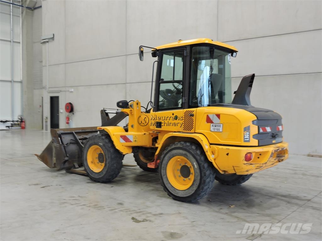 Volvo L30G + FORK Radlader