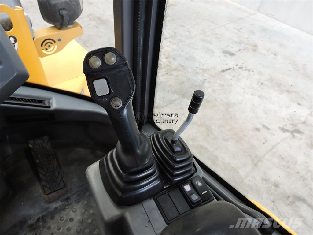 Volvo L35G Automatic Greasing Wheel loaders