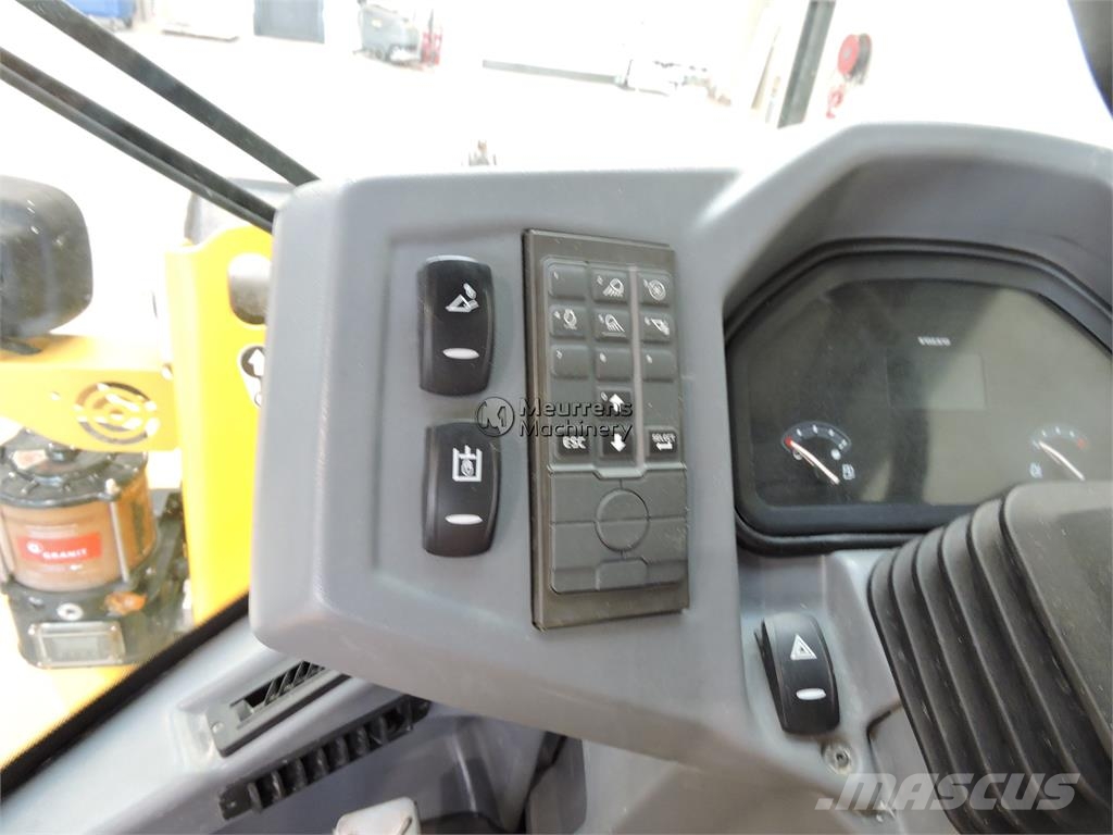 Volvo L35G Automatic Greasing Wheel loaders