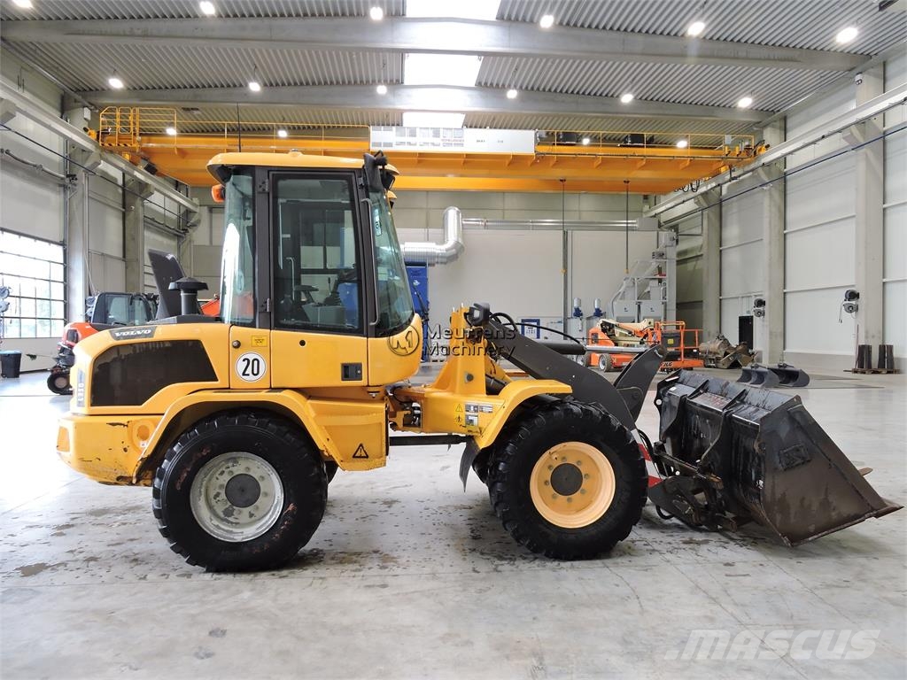 Volvo L35G Automatic Greasing Wheel loaders