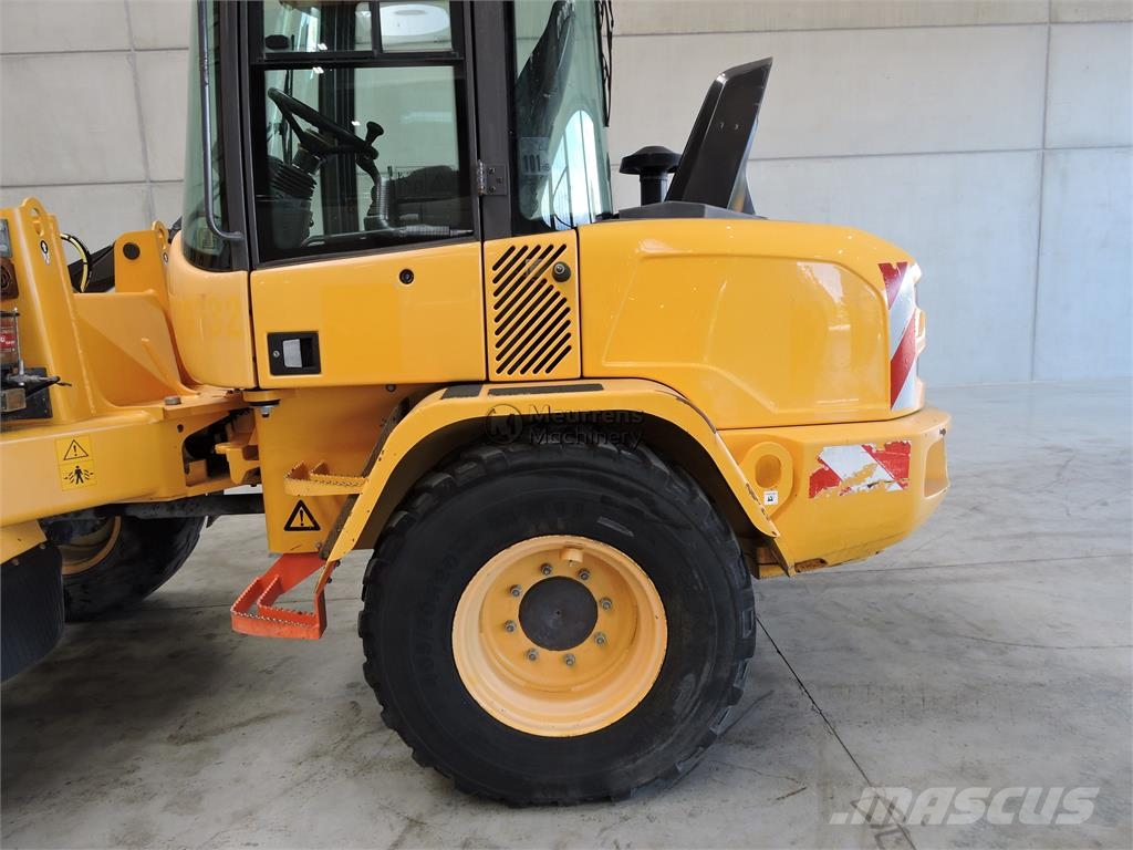 Volvo L35G + Fork Wielladers