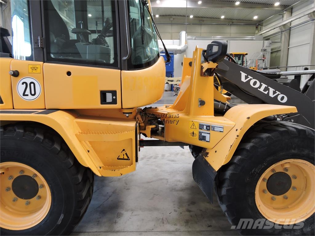 Volvo L35G + Fork Wielladers