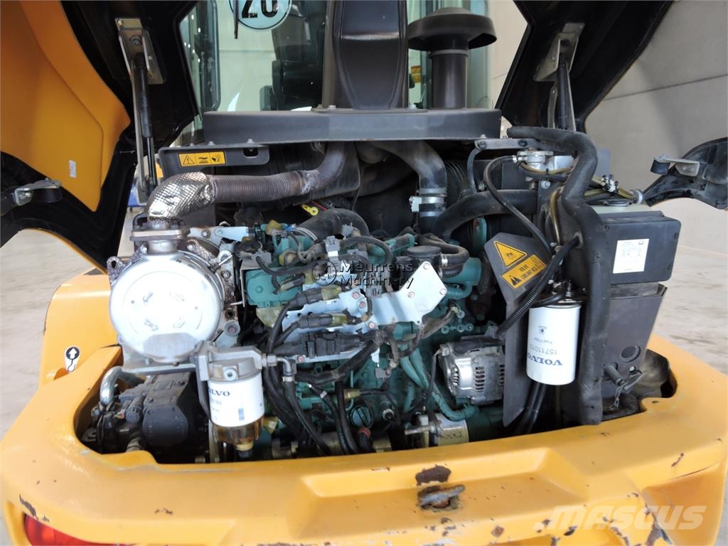 Volvo L35G + Fork Wielladers