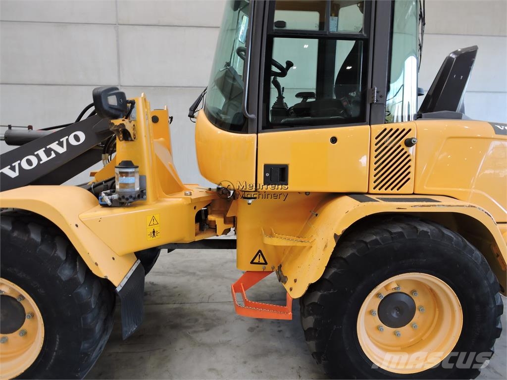 Volvo L35G + Fork Wielladers
