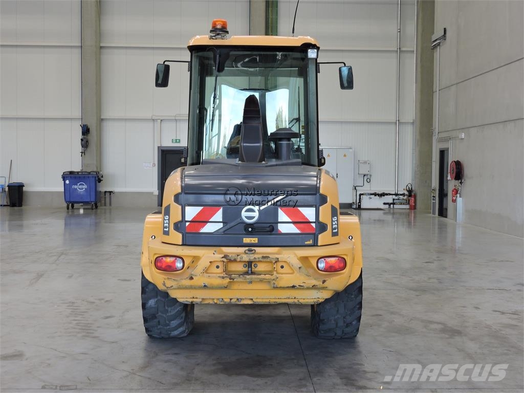Volvo L35G + Fork Wielladers
