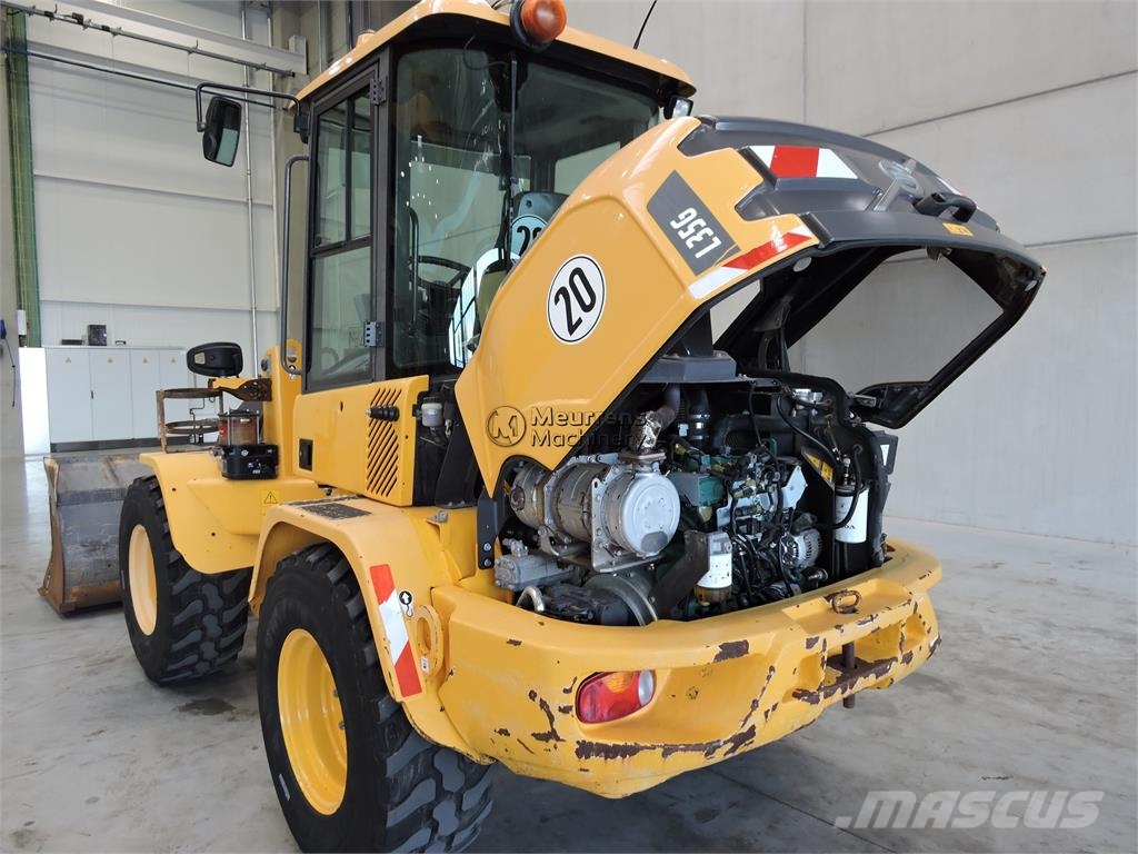 Volvo L35G + Fork Wielladers