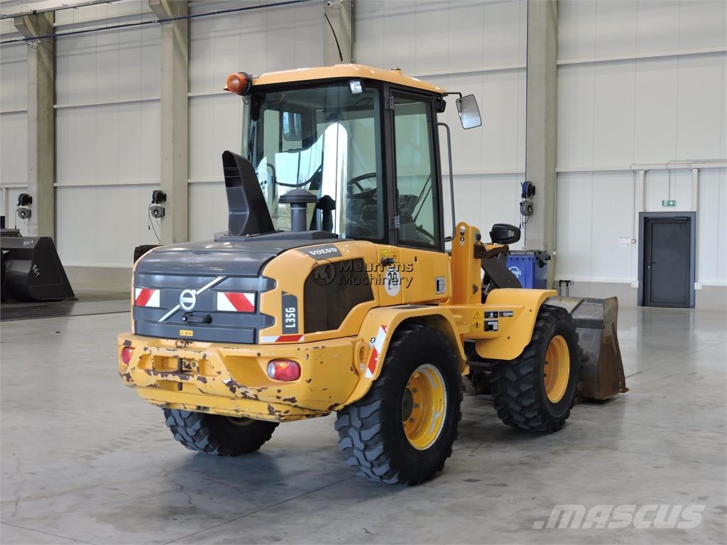 Volvo L35G + Fork Wielladers