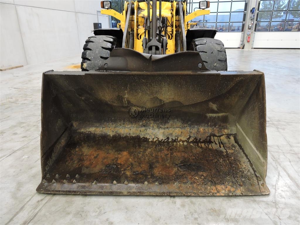Volvo L90F Wielladers