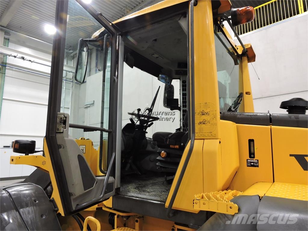 Volvo L90F Wielladers