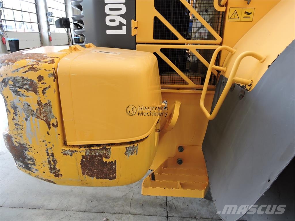 Volvo L90F 3rd Function Hjullastere