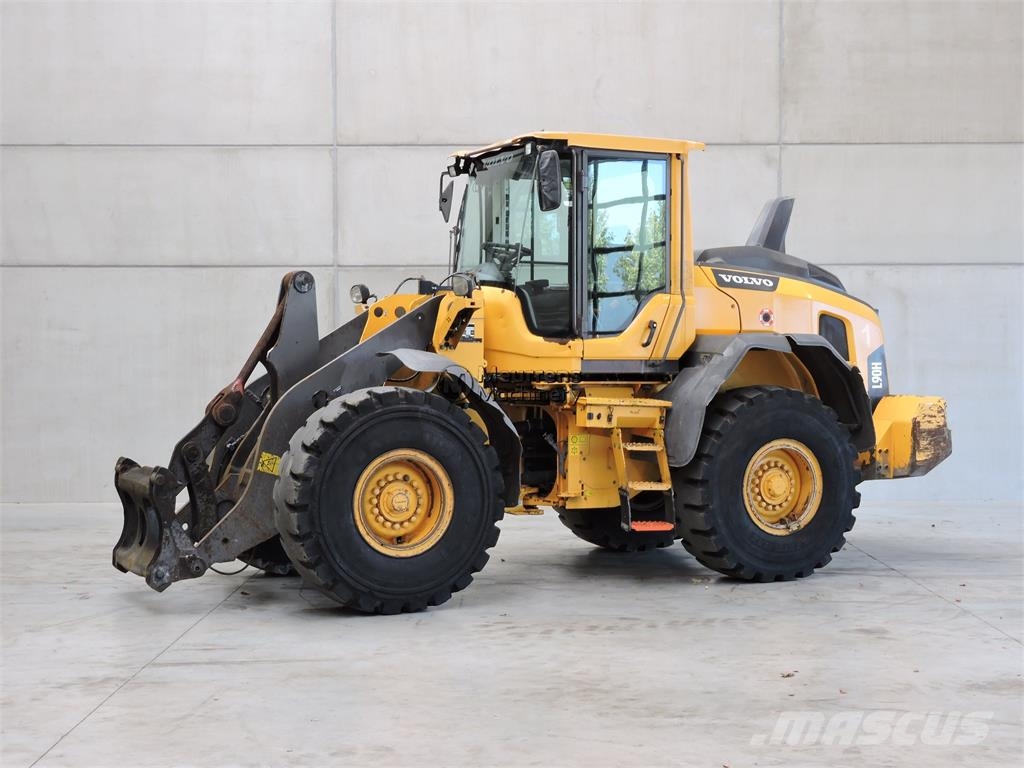 Volvo L90H لوادر بعجل