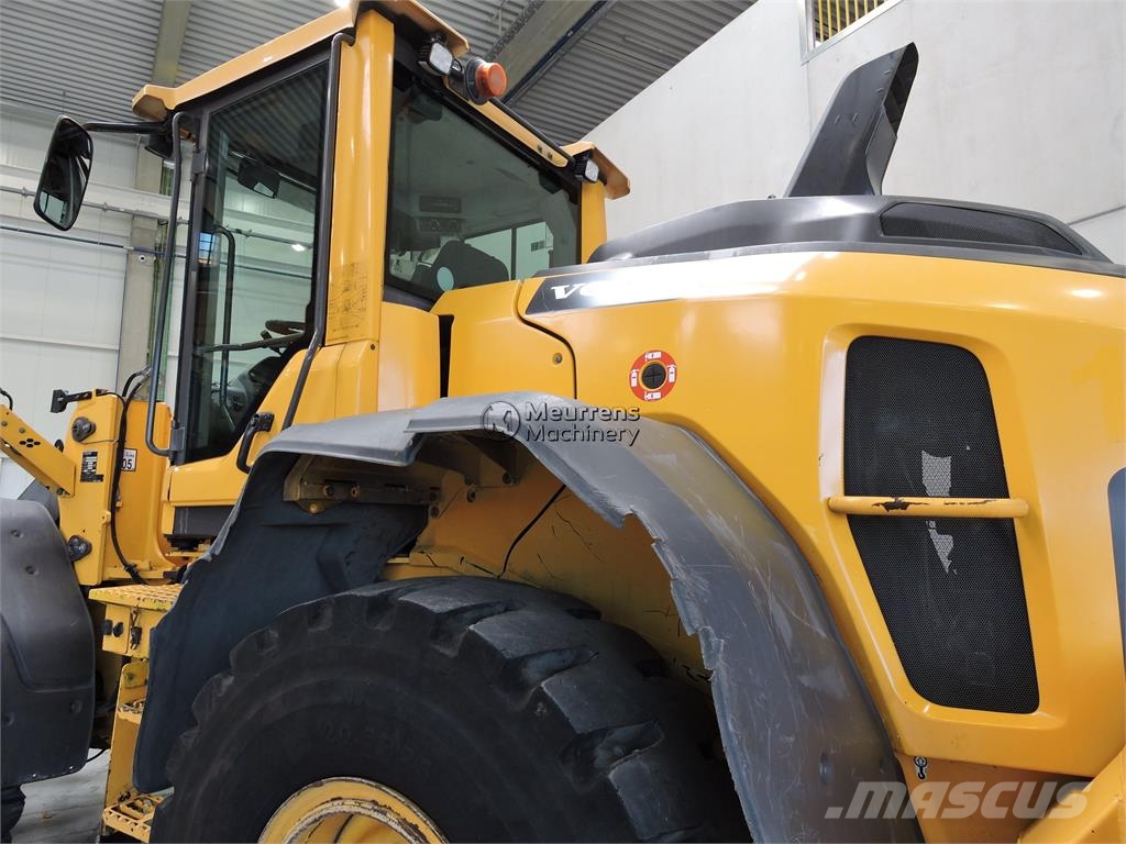 Volvo L90H لوادر بعجل