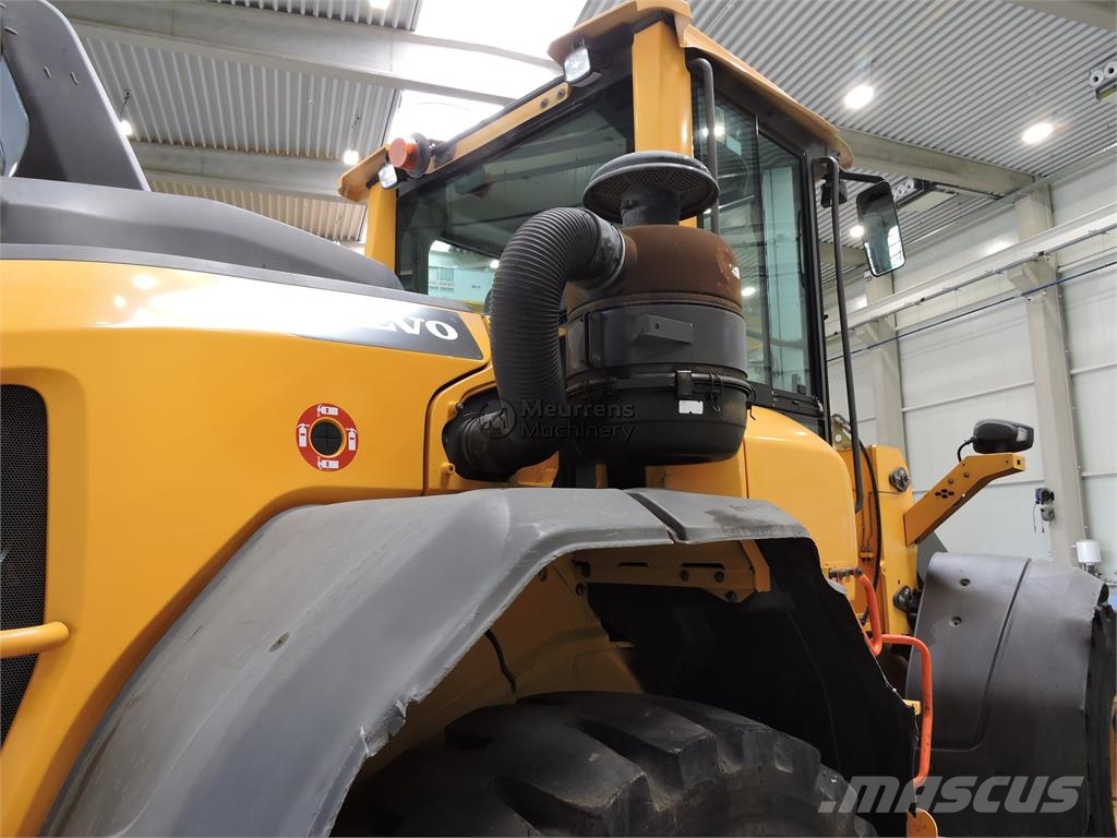 Volvo L90H لوادر بعجل