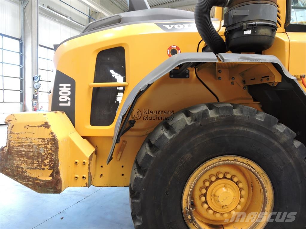 Volvo L90H لوادر بعجل