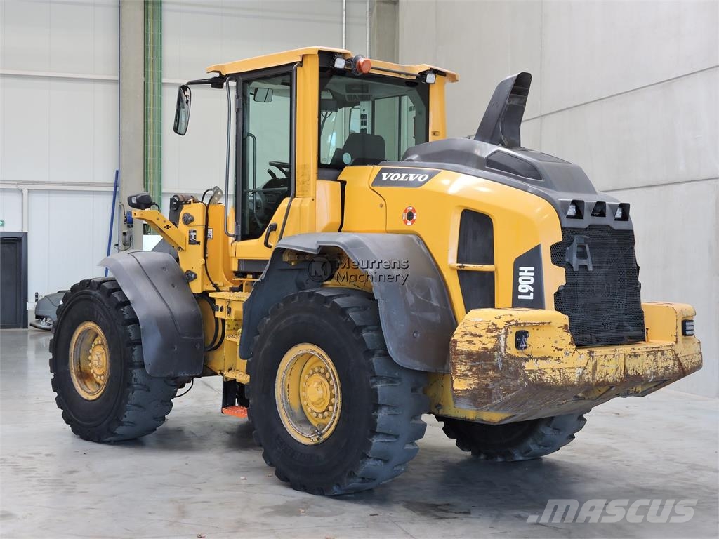 Volvo L90H لوادر بعجل