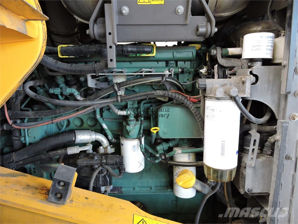 Volvo L90H لوادر بعجل