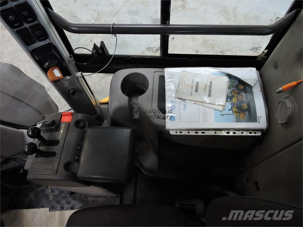 Volvo L90H لوادر بعجل