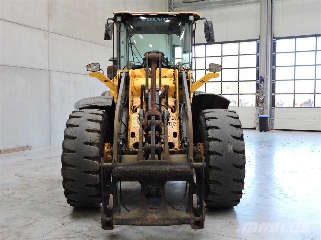 Volvo L90H لوادر بعجل