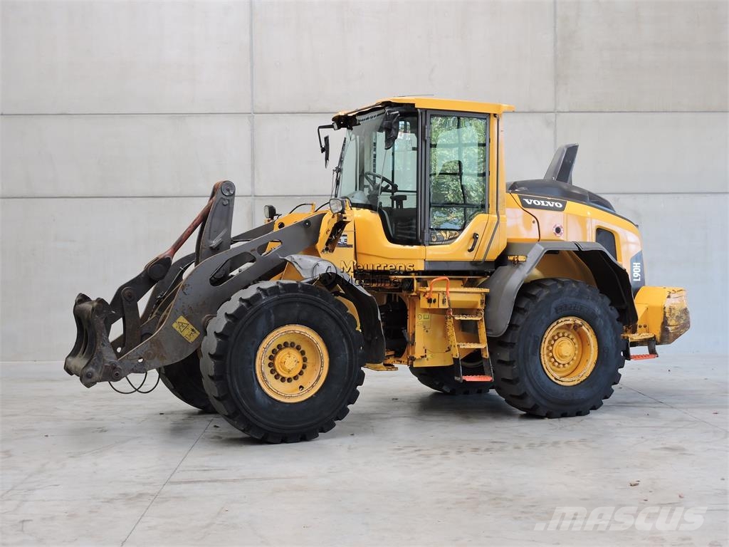 Volvo L90H لوادر بعجل