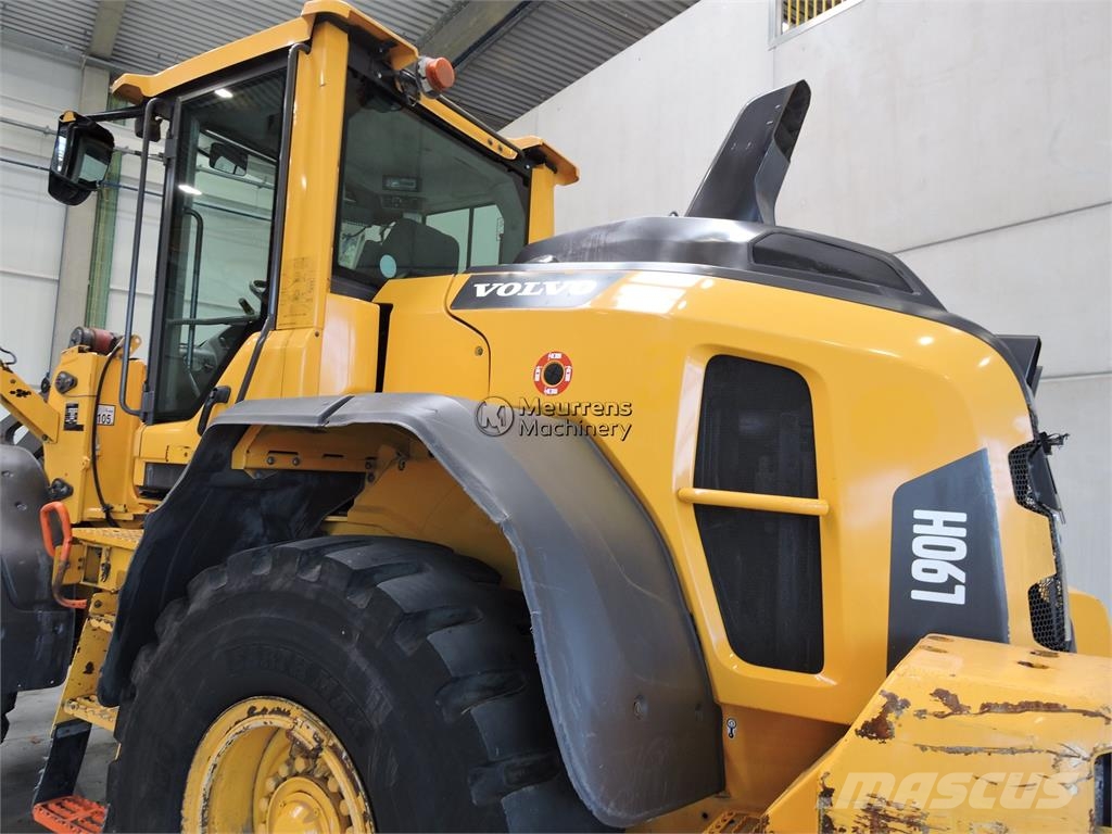Volvo L90H لوادر بعجل