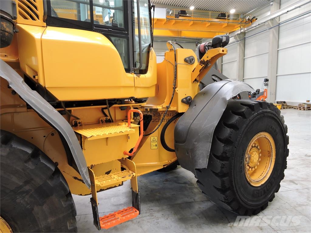 Volvo L90H لوادر بعجل