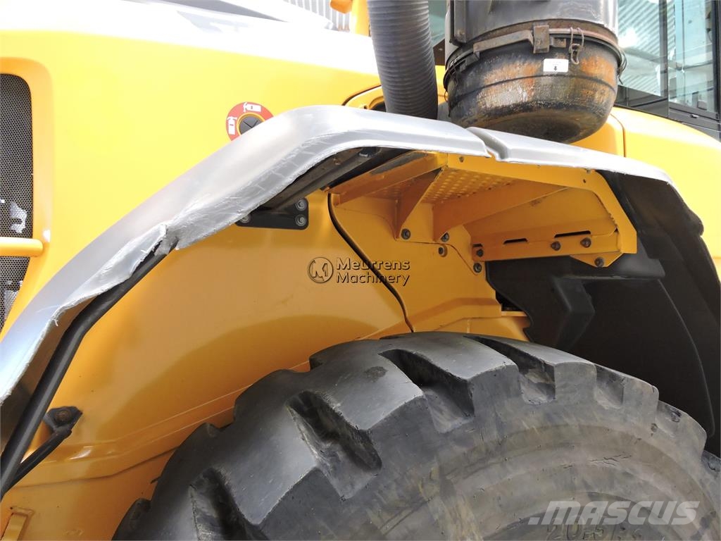 Volvo L90H لوادر بعجل