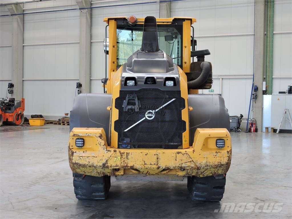 Volvo L90H لوادر بعجل